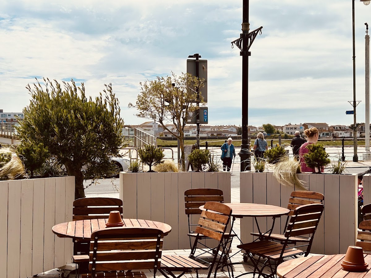 The Ferry, Shoreham